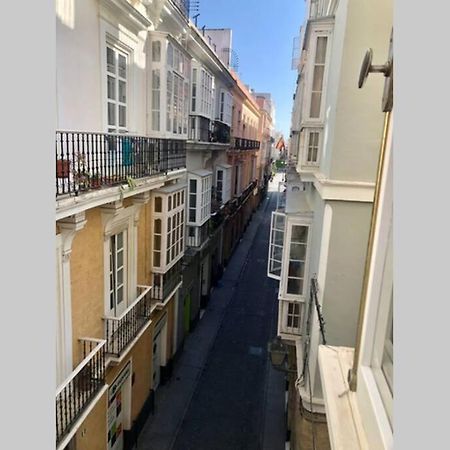 Gatu Premium Villa Libertad, Preferente Mayores De 25 Anos Y Familias 카디스 외부 사진