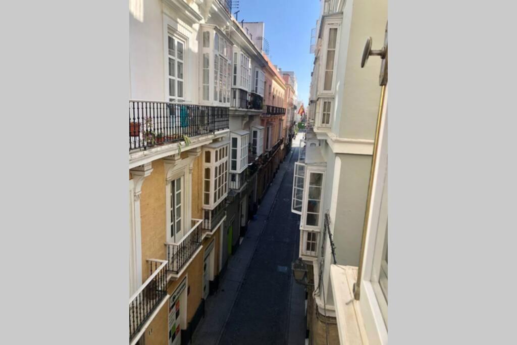 Gatu Premium Villa Libertad, Preferente Mayores De 25 Anos Y Familias 카디스 외부 사진