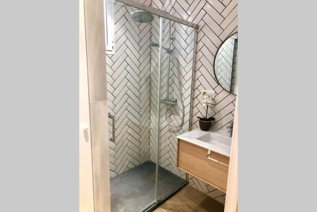 Gatu Premium Villa Libertad, Preferente Mayores De 25 Anos Y Familias 카디스 외부 사진