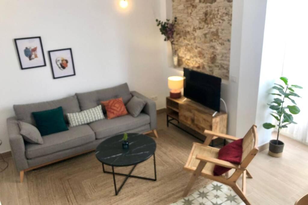 Gatu Premium Villa Libertad, Preferente Mayores De 25 Anos Y Familias 카디스 외부 사진