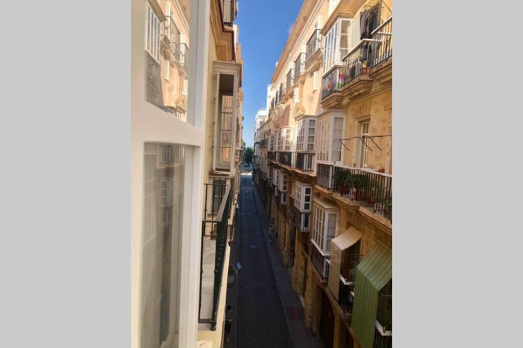 Gatu Premium Villa Libertad, Preferente Mayores De 25 Anos Y Familias 카디스 외부 사진